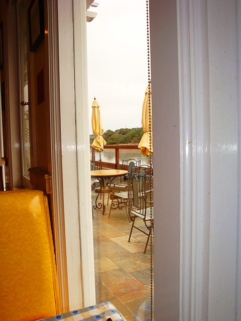 We saw no fine journalistic instincts unfurled; no dogged sniffing, and above all, no sweaty investigative reporting: only papers playing mouthpiece to boost circulation  - photograph: postgutenberg[at]gmail.com