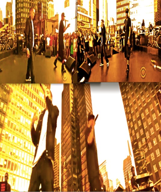 Jay Z and Eminem perform ‘Renegade’ in New York -- adapted screenshots: postgutenberg[ at ] gmail.com 