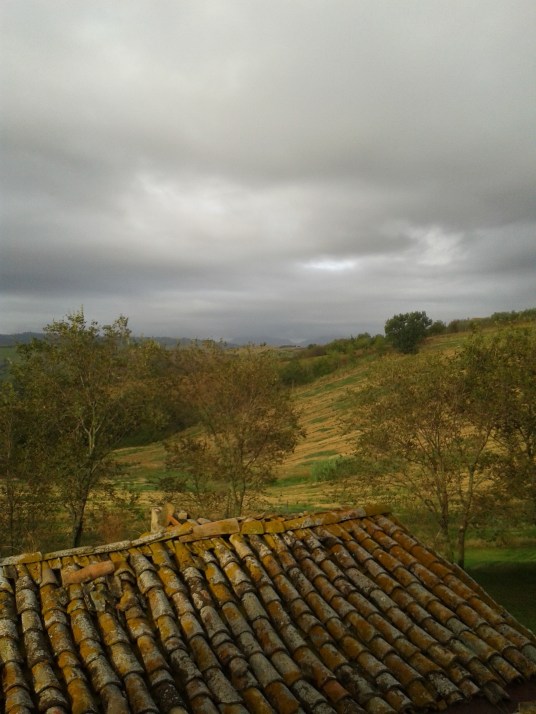 The seductive power of images can be tremendous, with the right image-maker, but they rarely tell us enough about being in the places they depict. Photographs: MIL22 (above); postgutenberg@gmail.com (below).